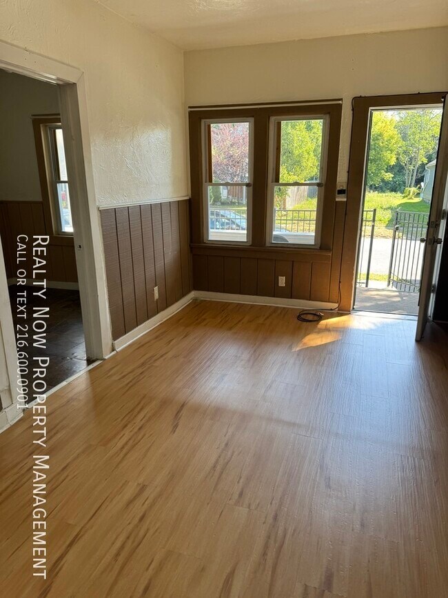 Building Photo - 3356 W 33rd St