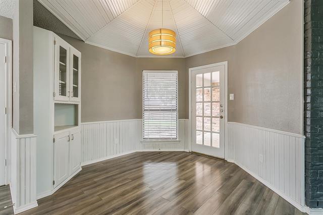 Building Photo - 2407 Ridgevalley Dr