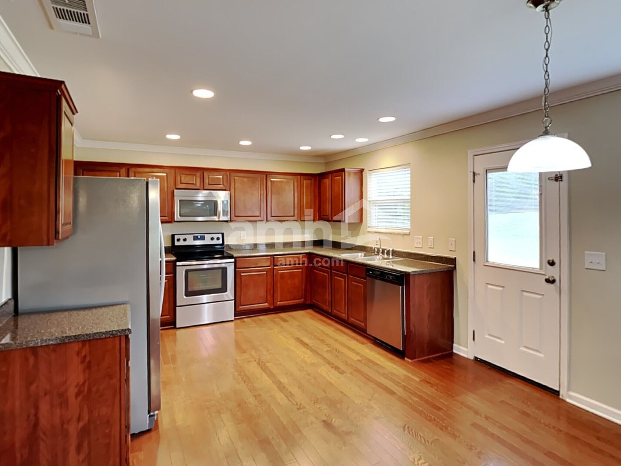 Building Photo - 1039 Fulman Rd