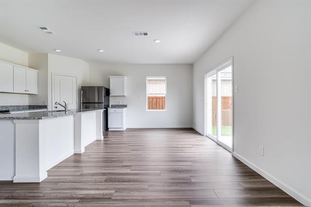 Building Photo - 1876 Lockhart Dr