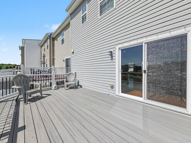 Building Photo - 1428 Hudgins Farm Cir