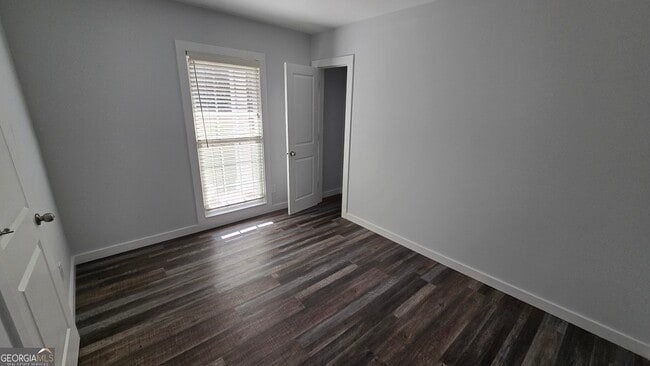 Building Photo - 1151 Stark Rd