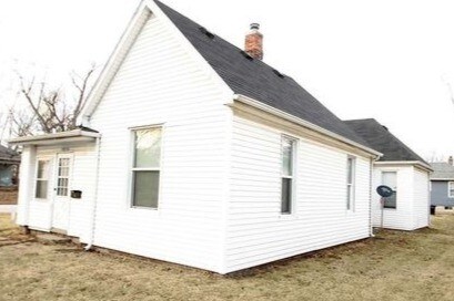 Primary Photo - 2002 Underwood St