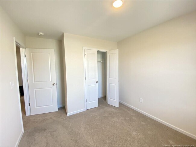Building Photo - 808 Old Angus Ln