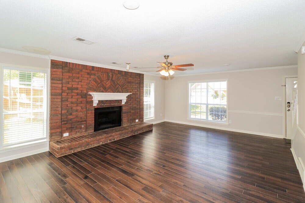 Building Photo - 6465 Baird Ln