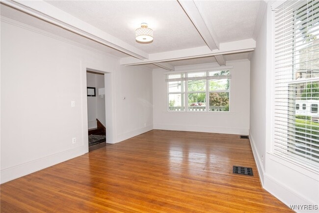 Building Photo - 933 Tifft St
