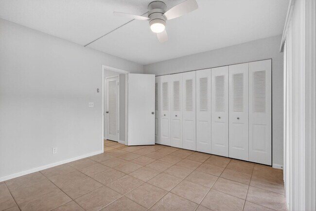 Building Photo - 378 Sheffield P