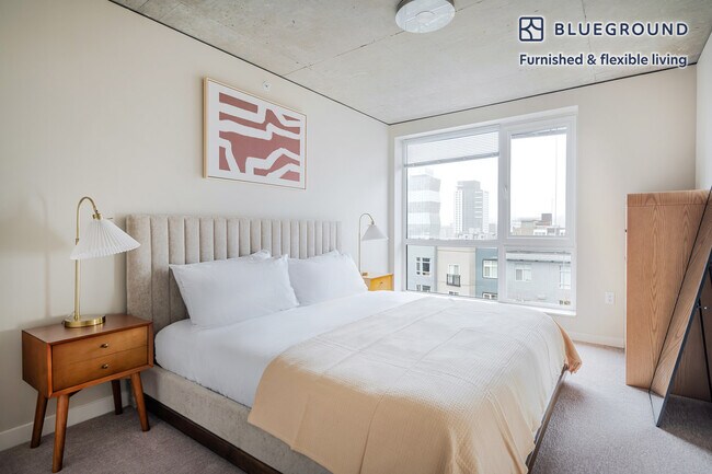 Building Photo - 101 Taylor Ave N