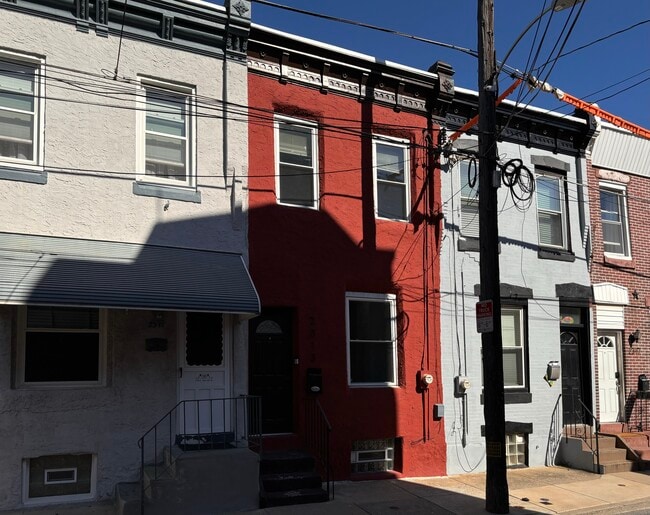 Building Photo - 2313 E Harold St