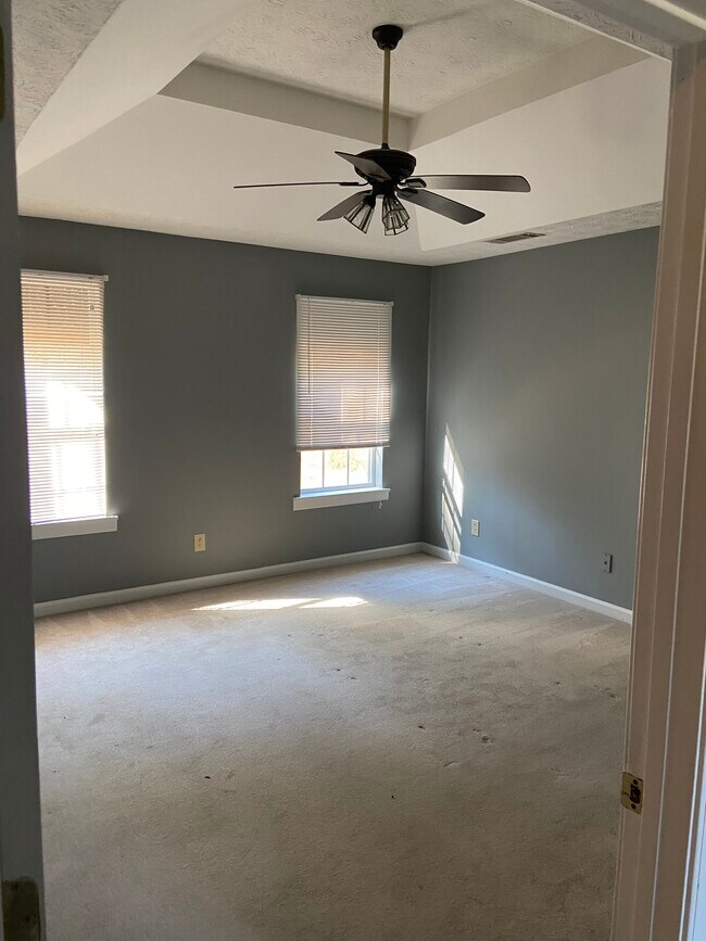 Building Photo - 3002 Maple Cove Ct
