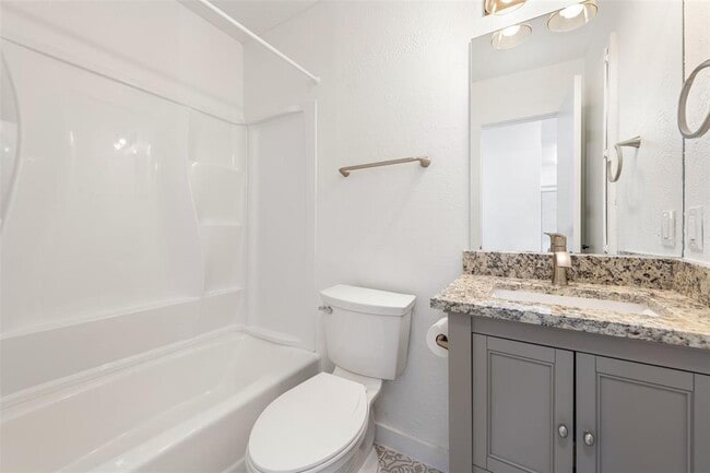 Building Photo - 10111 Golden Meadow Dr