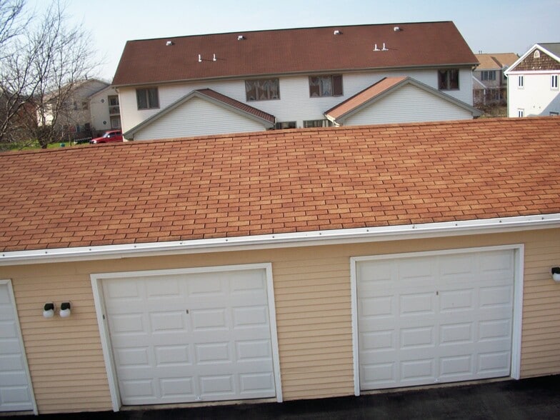 Building Photo - 2051 Cliff Alex Ct S