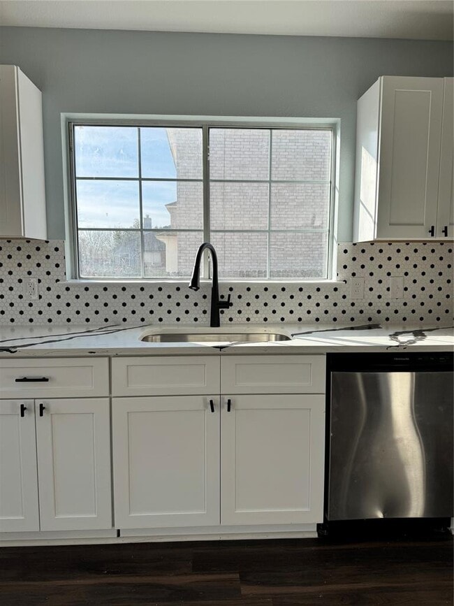 Building Photo - 7813 Marble Ridge Dr