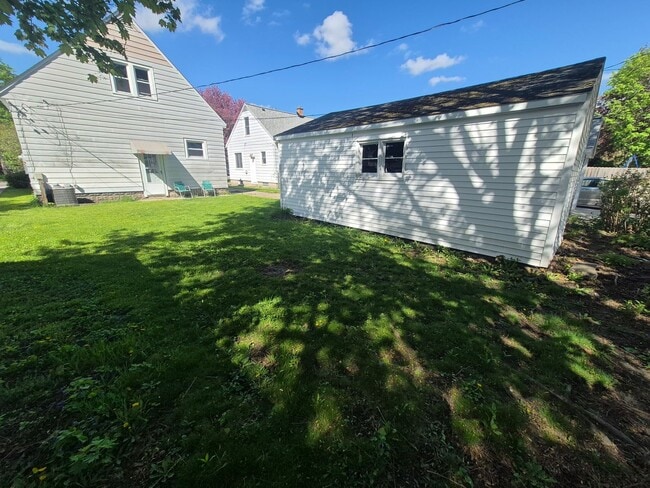 Building Photo - Cute 3 Bed House in a Great Location