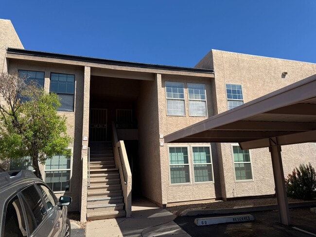 Building Photo - Villa Estados 3 Bedroom for rent!