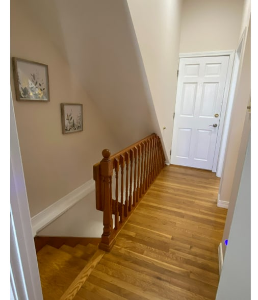 Building Photo - 470 E 3rd St