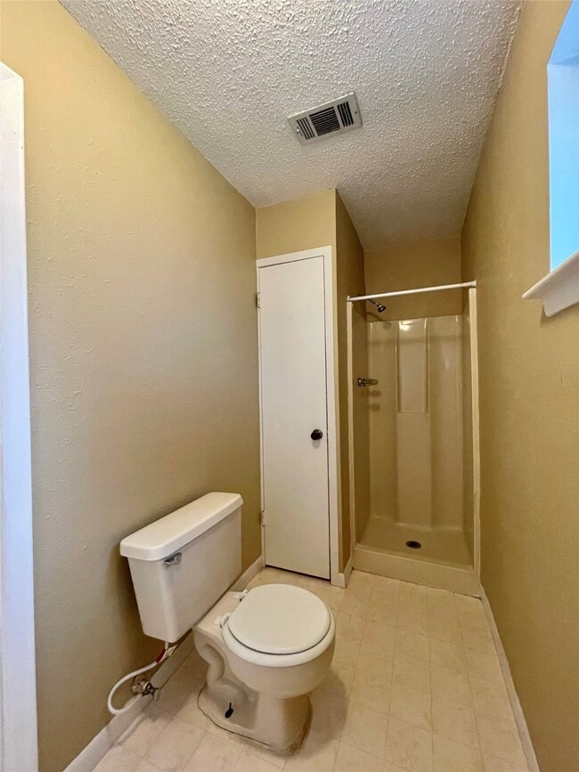 Building Photo - 1510 N Avenue Q