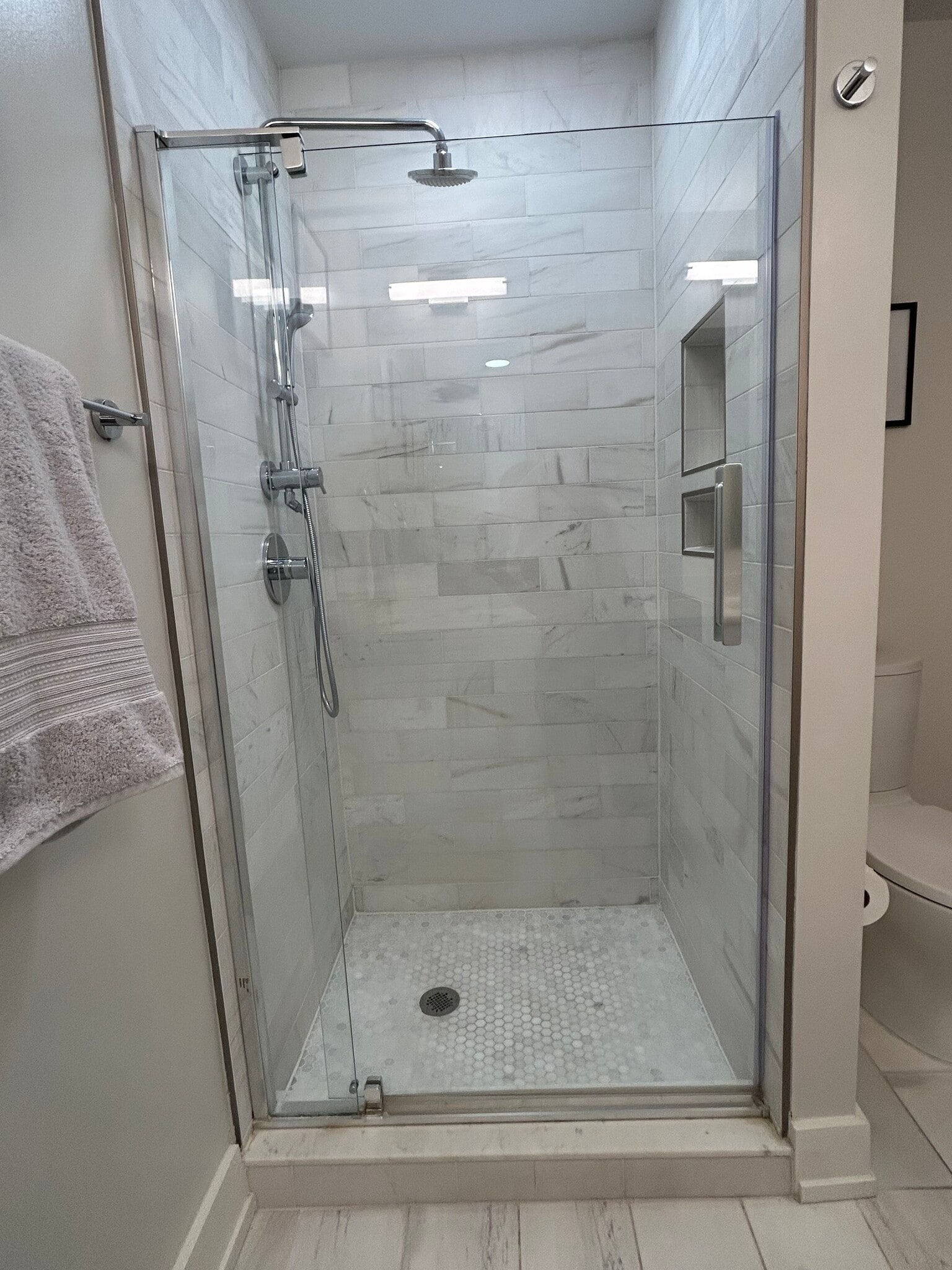Rain shower - 417 4th St SE
