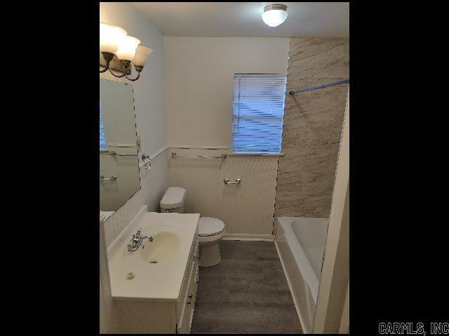 Building Photo - 204 Dobbs St