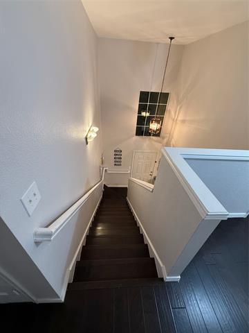 Building Photo - 1216 Riverway Ln