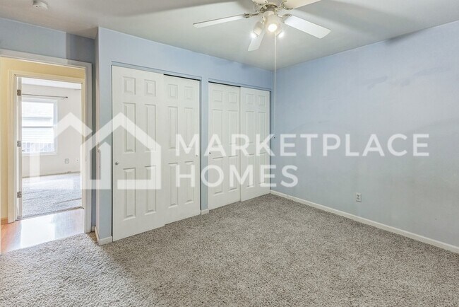 Building Photo - 502 Red Bridge Ct