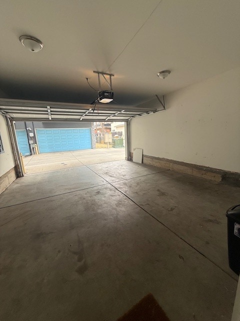 Building Photo - 2030 E 20th Ave