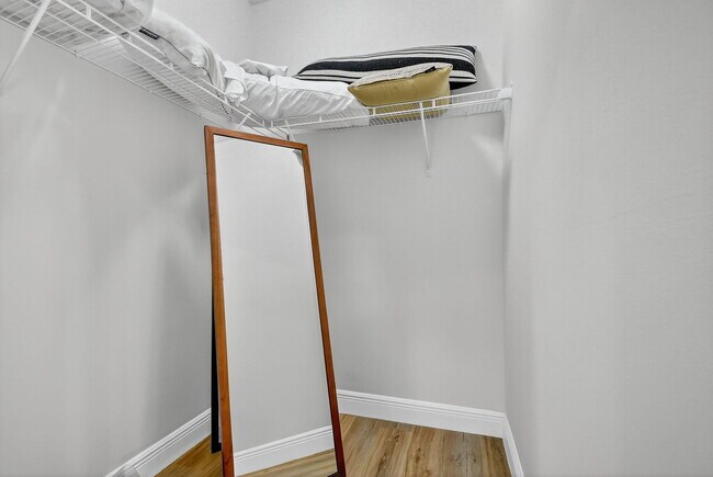 Building Photo - 13172 Doubletree Cir