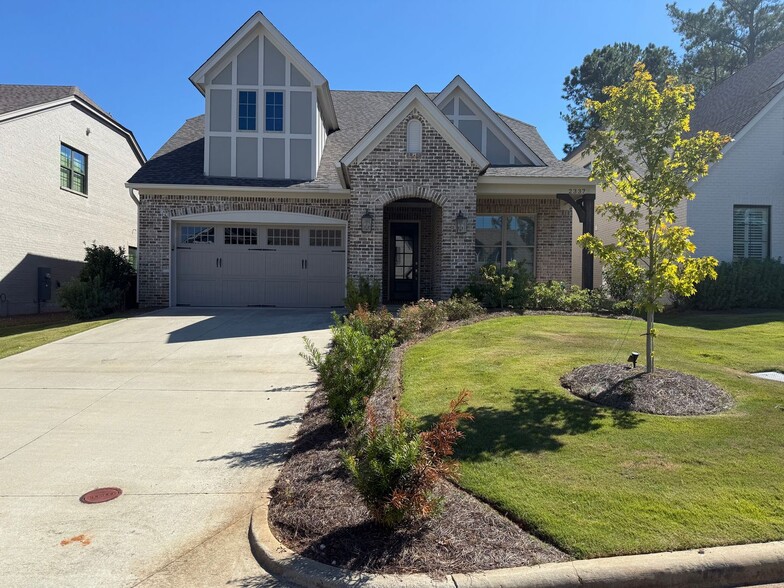 Primary Photo - Gorgeous Home in Summerlin (Auburn)