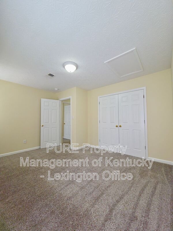 Building Photo - 264 Grinder Ct