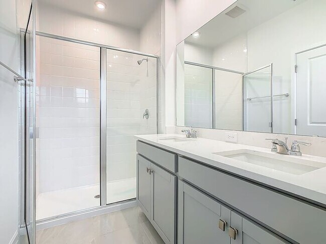 Building Photo - Brand New Luxury Town House in Island Village a Celebration, FL maintenance free community.