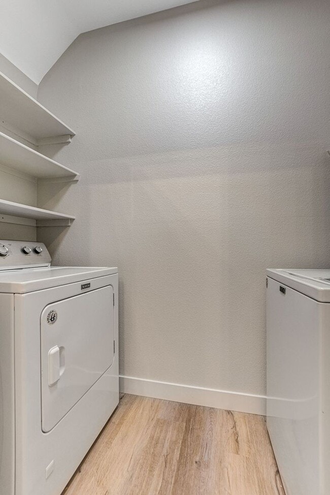 Building Photo - Upgraded First-Floor Condo in a Gated Summ...