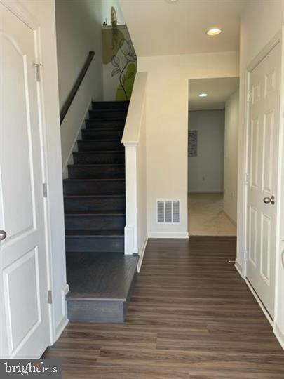 Building Photo - 106 Stribling Wy