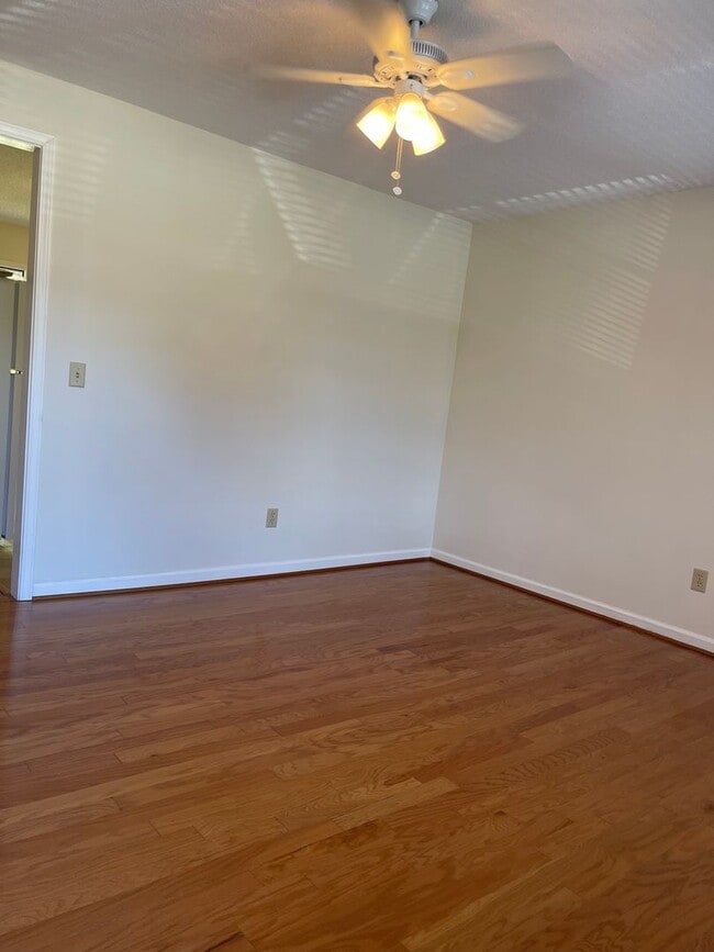 Building Photo - Charming Home in the Heart of the Congaree...