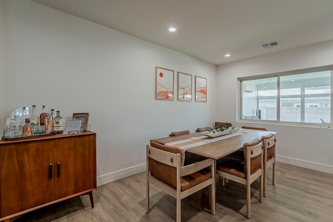 Building Photo - 2163 S Las Flores