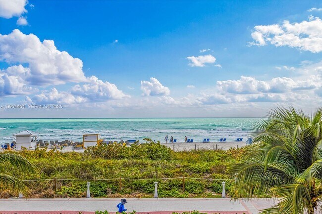 Building Photo - 6039 Collins Ave