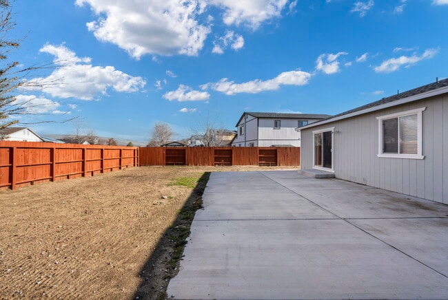 Building Photo - 17765 Oakview Ct