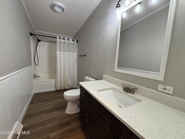Building Photo - 180 Quails Cove