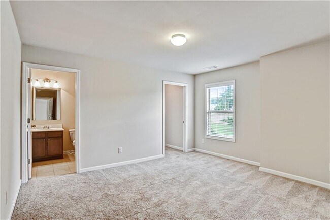 Building Photo - 6325 Pine Bluff Dr