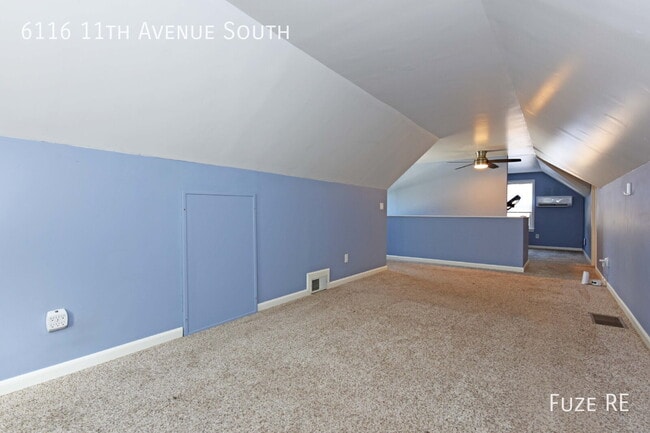 Building Photo - 6116 11th Ave S