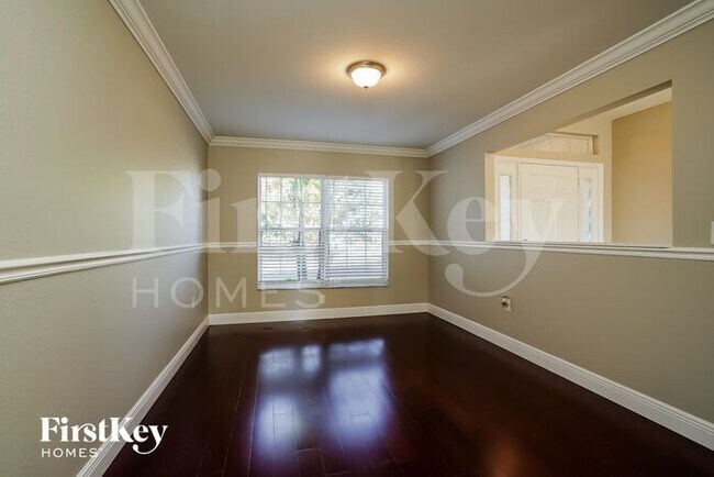 Building Photo - 3313 NE 15th Pl