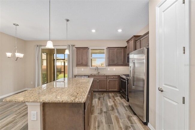 Building Photo - 5587 NW 40th Pl