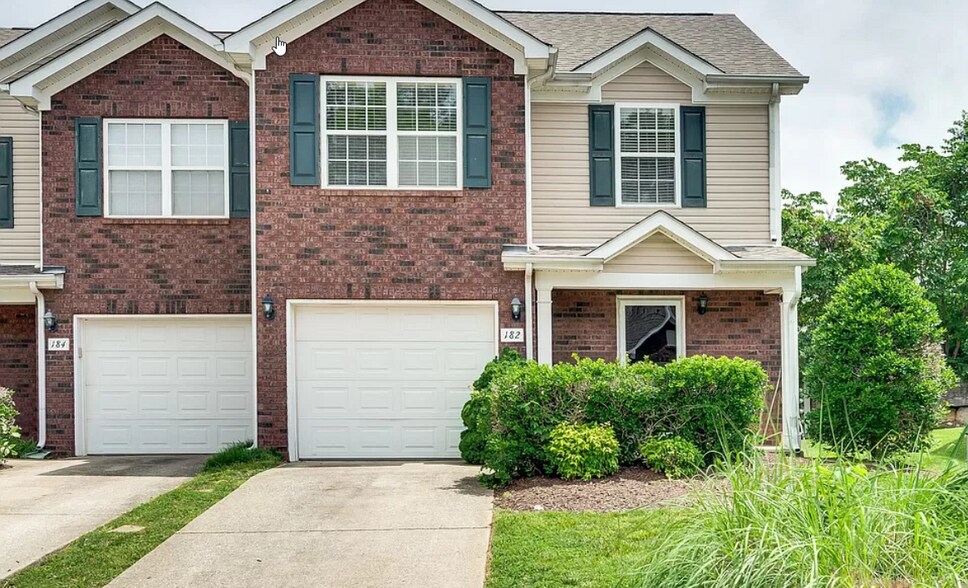 Front view-facade - 182 Antler Ridge Cir