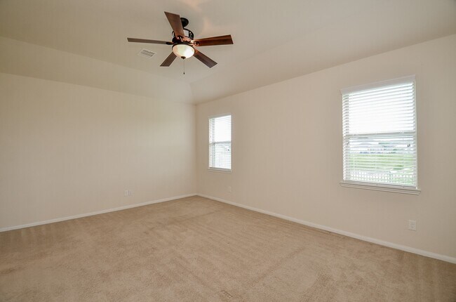 Building Photo - 2227 Leonetti Ln