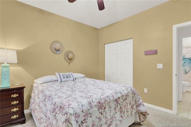 Building Photo - 301 S Compass Dr