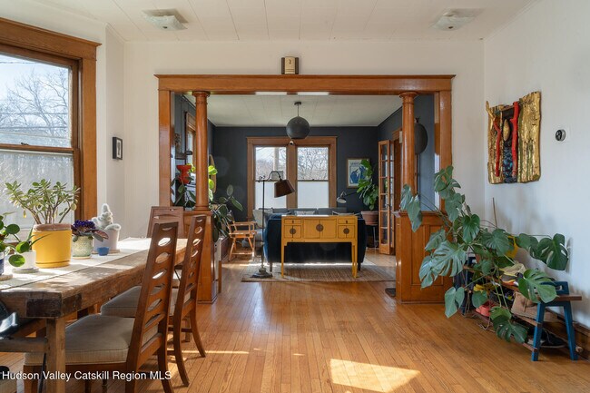 Building Photo - 66 Glenwood Blvd