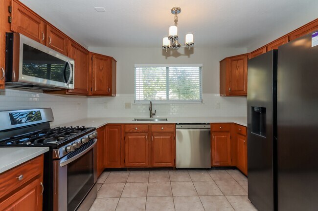 Building Photo - 160 W Golden Arrow Cir