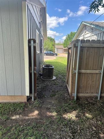 Building Photo - 3017 Bennett Dr