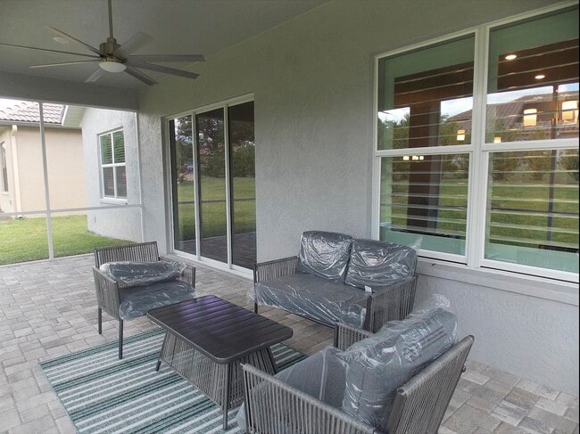 Building Photo - 1973 N Ember Path