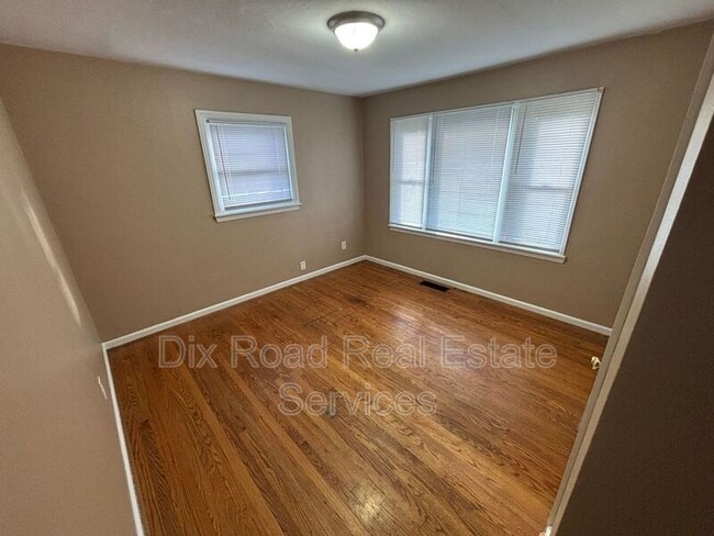 Building Photo - 1303 Barnitz St