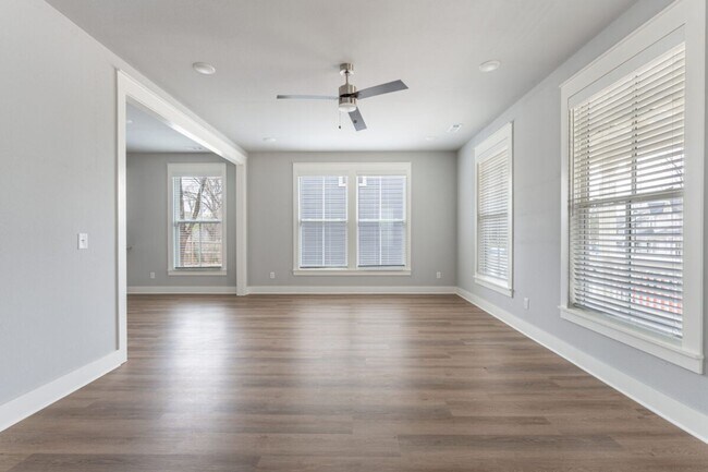 Building Photo - Beautiful New Home